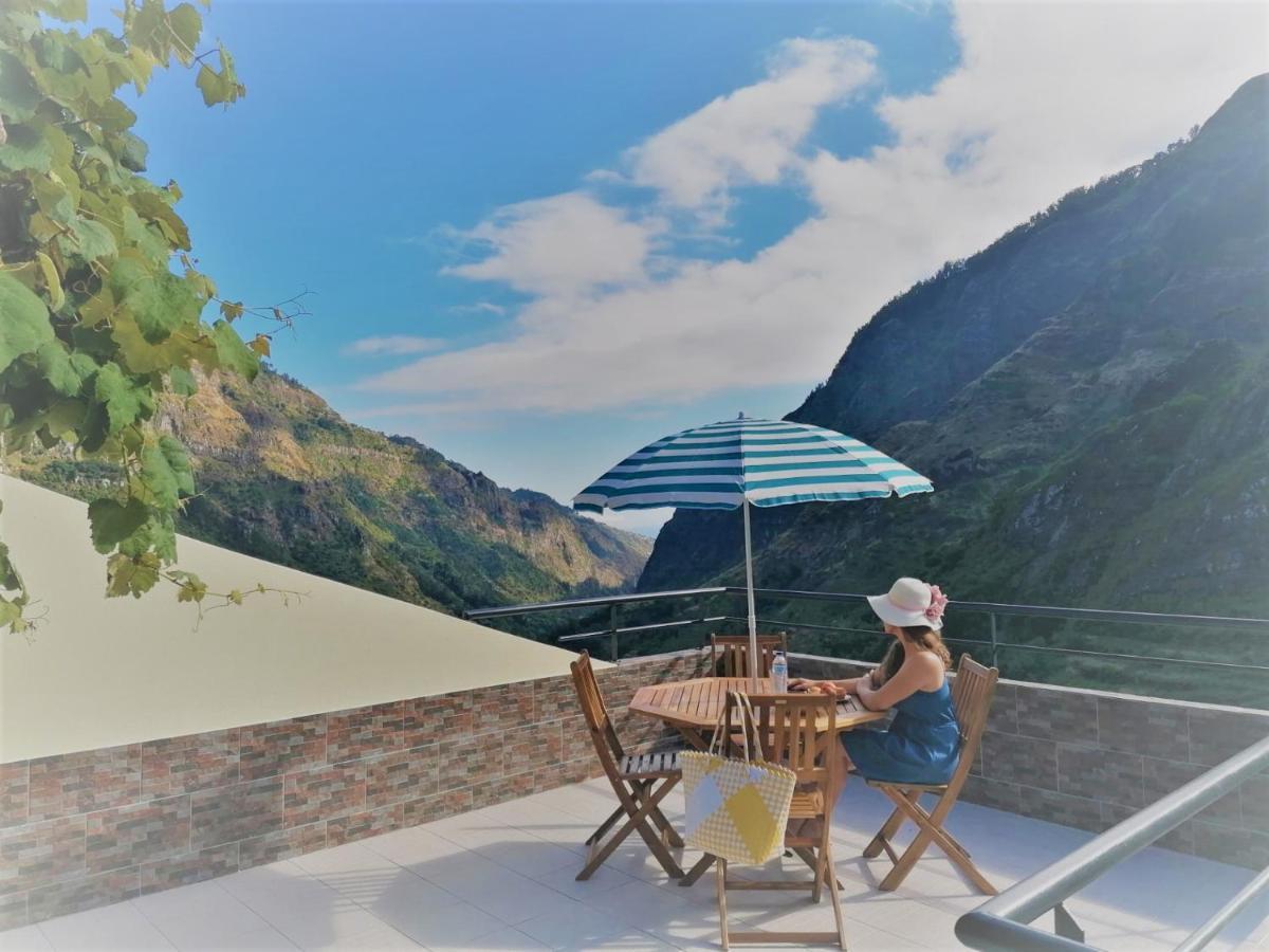 Green Valley House Madeira リベイラ・ブラーヴァ エクステリア 写真